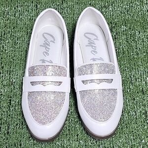 CAPE ROBBIN | LODIO RHINESTONE EMBELLISHED SLIP-IN LOAFERS - NWOT!